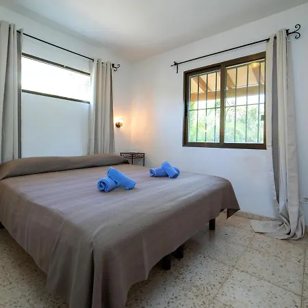 Leon By Interhome Calp