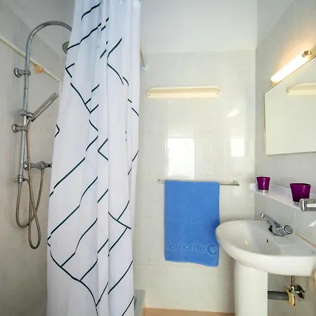 Leon By Interhome Calp