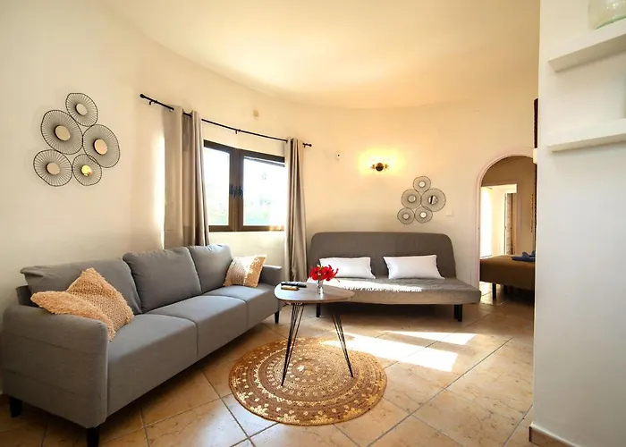 Дом отдыха Leon By Interhome Кальпе