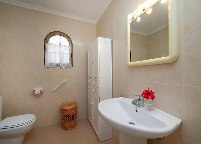 Дом отдыха Leon By Interhome Кальпе