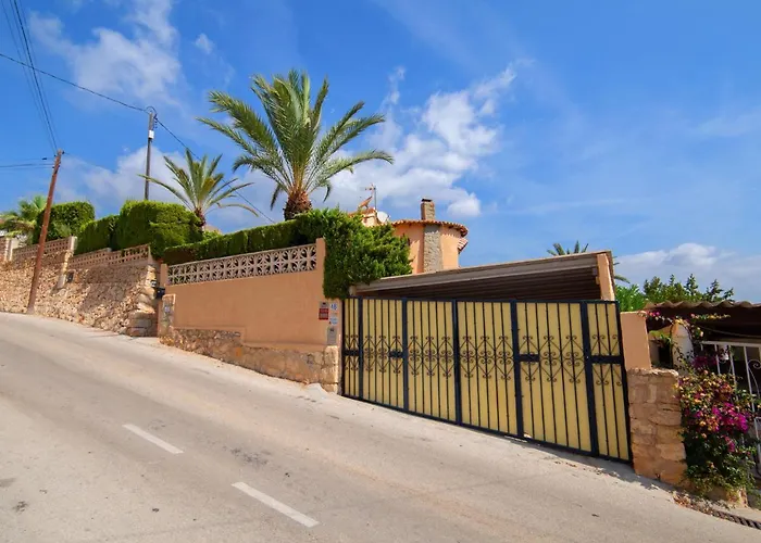 Leon By Interhome Кальпе