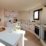 Leon By Interhome *