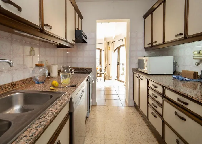 Leon By Interhome *